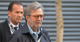 Eric Clapton anuncia turnê em 2026