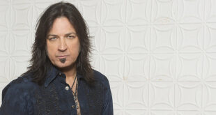 Vocalista do Stryper revela diagnóstico de Câncer