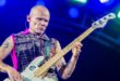 Flea lança seu primeiro álbum solo "Honora"