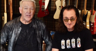 Imagem mostra o rush com guitarras ao fundo