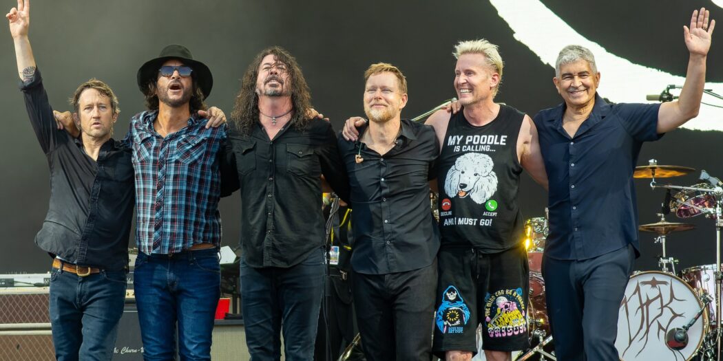 Foo Fighters divulga terceiro single do novo álbum