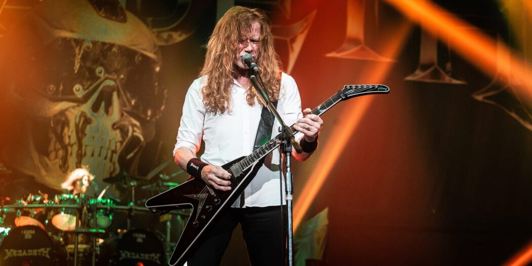 Veja Megadeth tocando Ride the Ligtning
