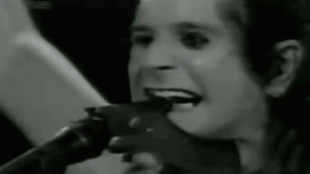 Ozzy Osbourne e seu morcego de estimação