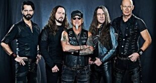 Accept comemora 50 anos com álbum com 50 convidados
