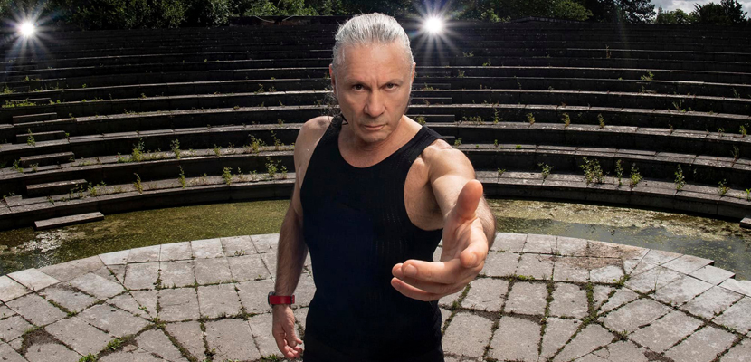 Bruce Dickinson lança videoclipe com nova versão de sua música